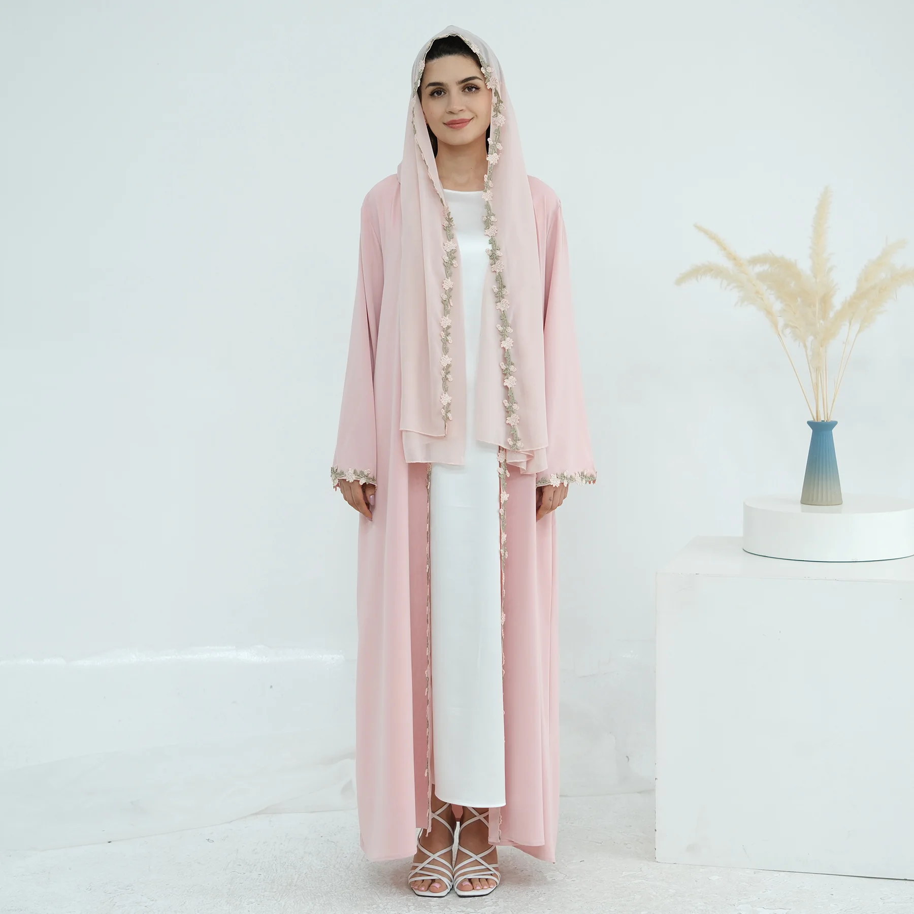 ชุดคลุมฮิญาบปักลายรอมฎอนสำหรับ - Embroidery Kebaya บทวิจารณ์และราคา