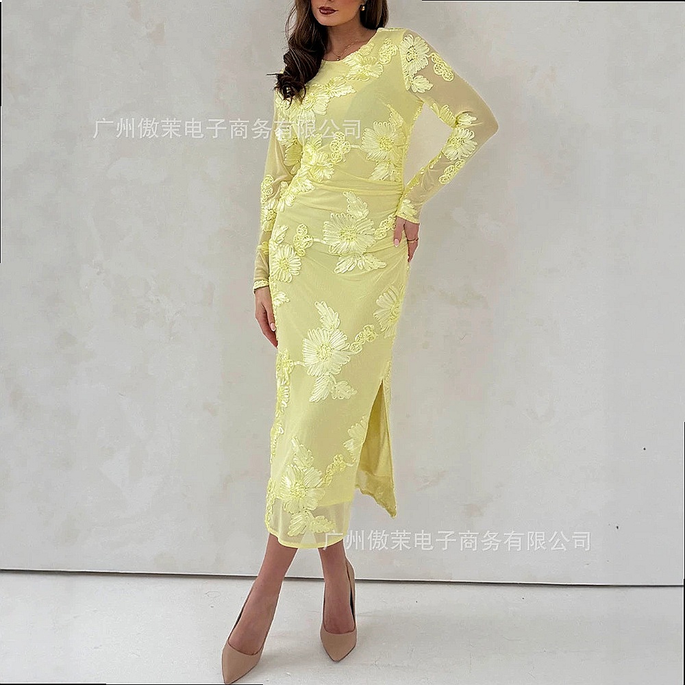 ชุดเดรสเข้ารูปตาข่ายปักลายดอกไ - Embroidery Yellow Dress บทวิจารณ์และราคา