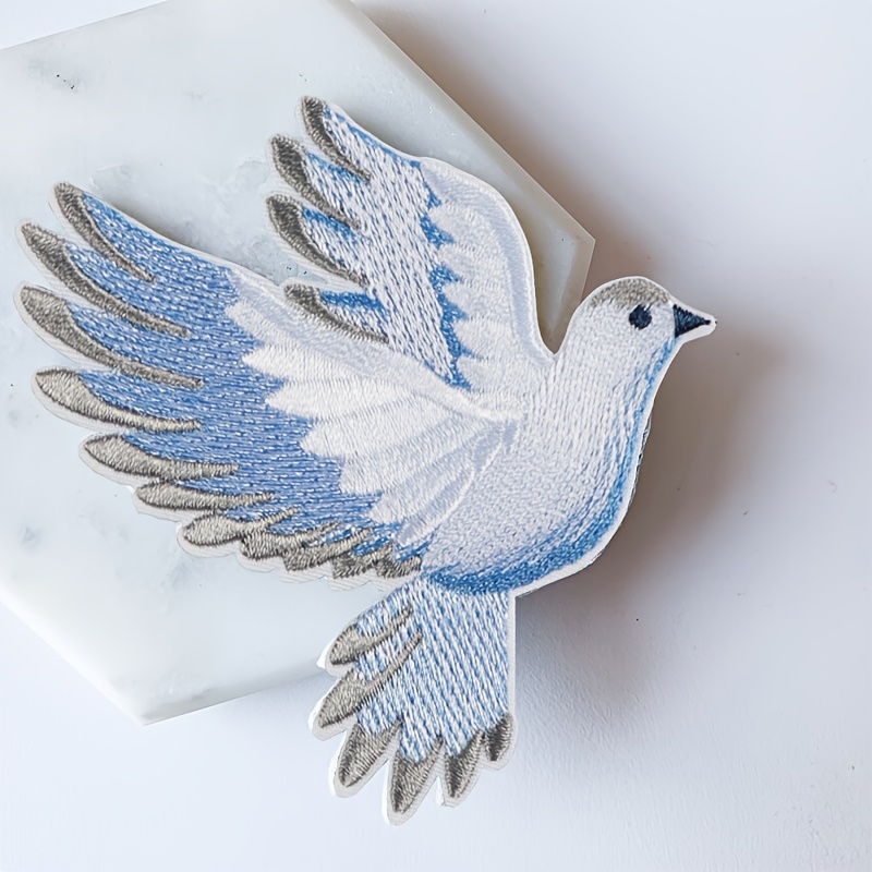 แพทช์ปักลายนกพิราบไล่เฉดสีฟ้า- - Embroidery Meaning บทวิจารณ์และราคา