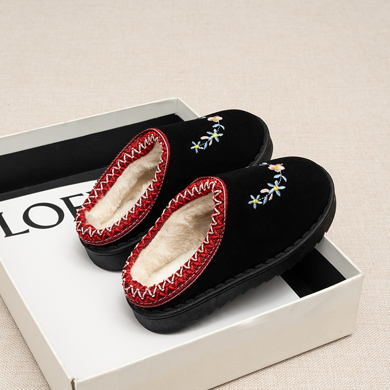 รองเท้าแตะสำหรับเด็กเล็ก ลายปั - Embroidery Online บทวิจารณ์และราคา